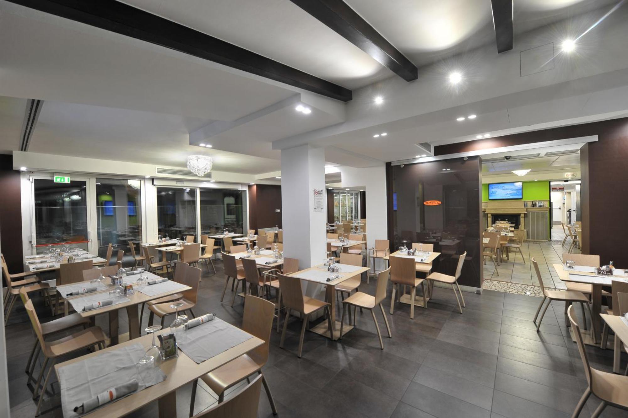 Hotel Testani Frosinone Exterior photo